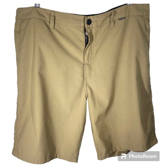 Hurley Other - Hurley Casual Walking Golf Shorts Khaki Tan Mens Size 38